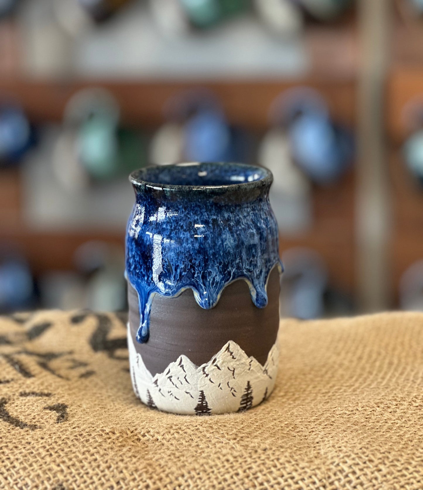 Mini mountain vase 1103