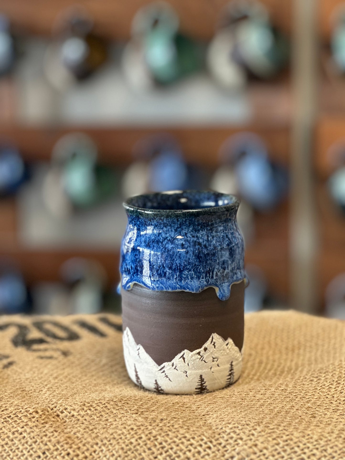 Mini mountain vase 1103