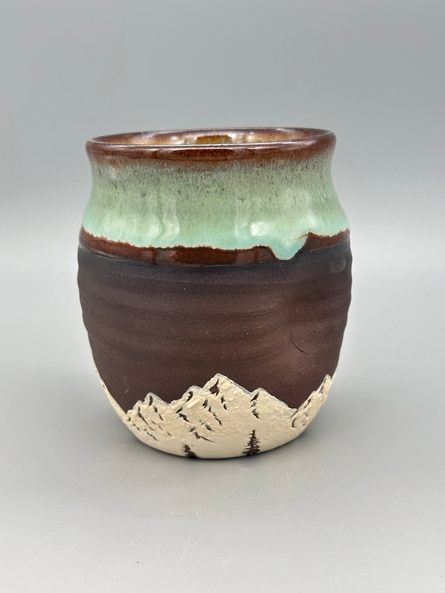Mountain Thumb Cup